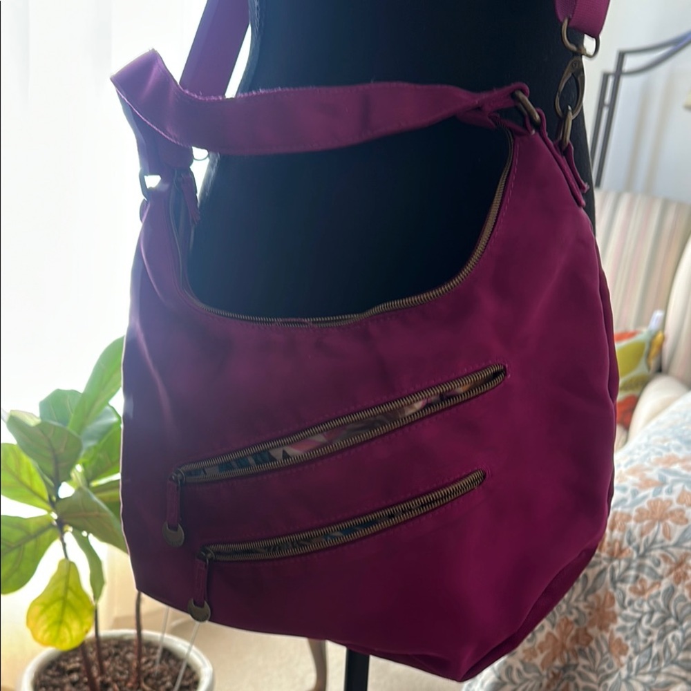 Stylish Travelon Purple Women's shoulder or crossbody Bag